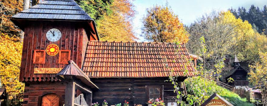 Muzeum dřevěného porculánu v Držkové