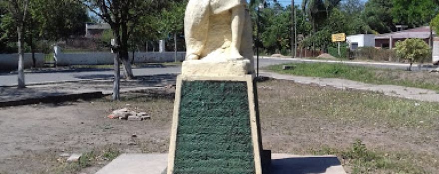 Plaza De Las Madres