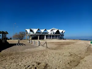 Plyazh Yeyskaya Kosa