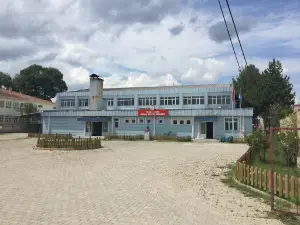 Kavak Yaşar Doğu Spor Salonu