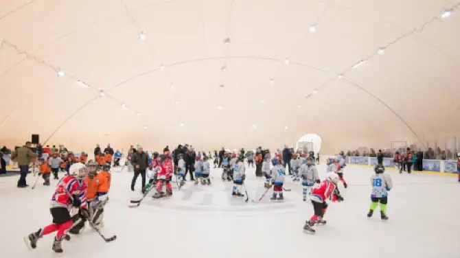 Patinoar acoperit Sepsi Arena