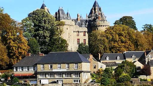Camping Le Vieux Châtel