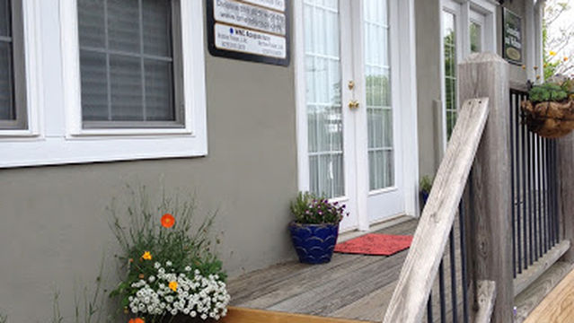 Fleur de lis Skincare Studio