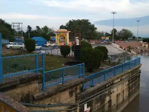 Madhya Ganga Canal