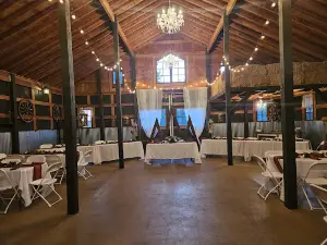 The Mason Jar -Gathering Barn
