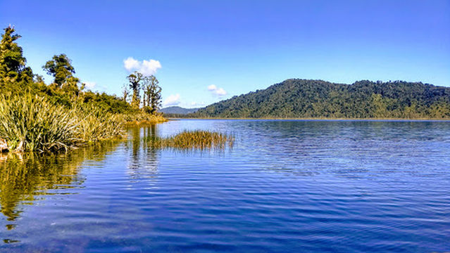 Lake Ianthe Matahi Campsite
