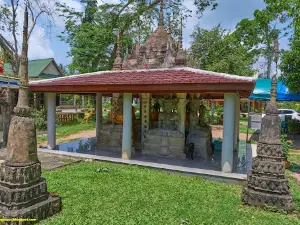 Wat Na Sang