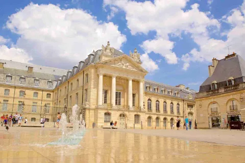 Palais des Ducs et des États de Bourgogne