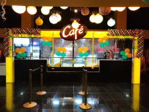 Aurum Cinema