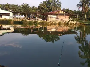 Kolam Berenang Jodo