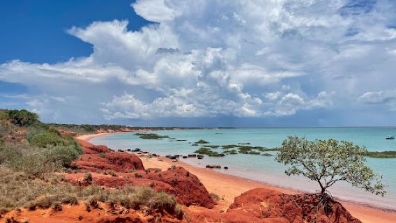 Roebuck Bay Lookout