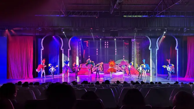 3_清邁Miracle Cabaret人妖秀