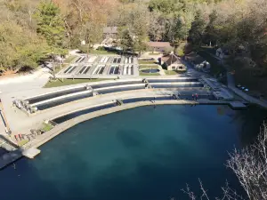 ロアリング・リバー州立公園