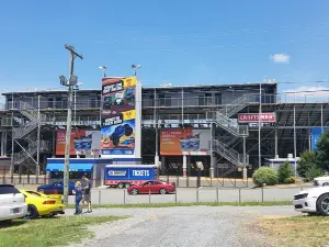 zMAX Dragway