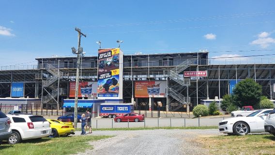 zMAX Dragway