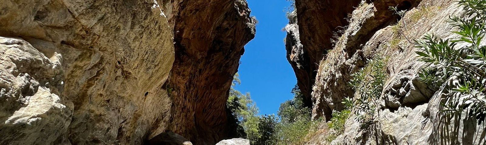 IerapetraYachts & sailboats