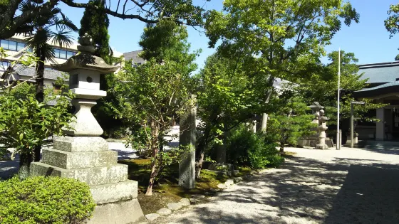 高山神社