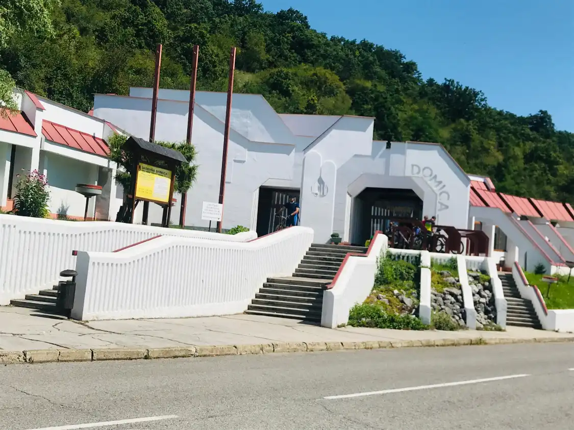 Hotels near Domica Cave