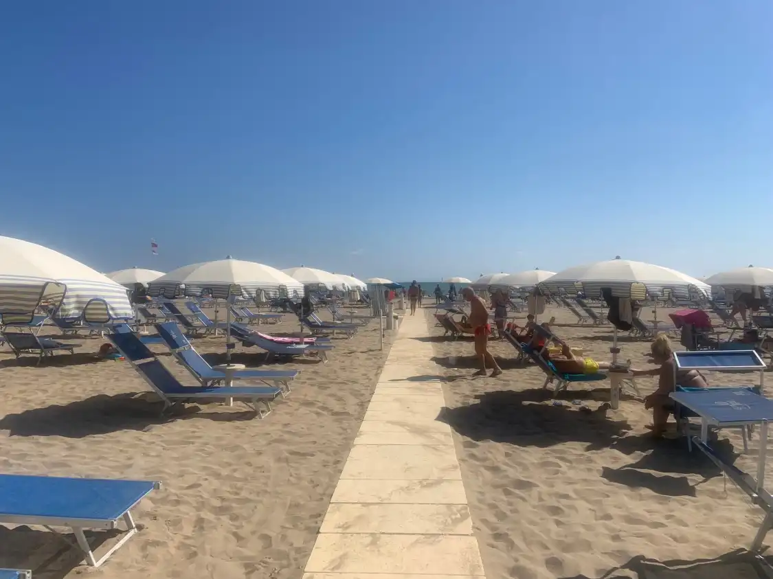 Hotels near Bagno 101 Lupi di Mare