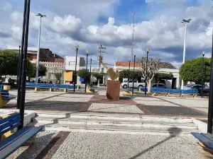 Praça Leonardo Mota