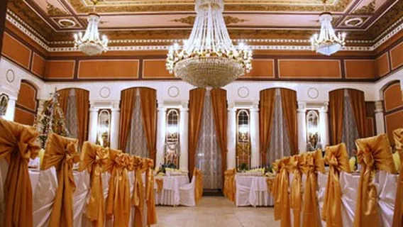 Complex Curtea Veche