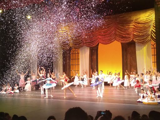 STATE THEATER ESPERANZA IRIS