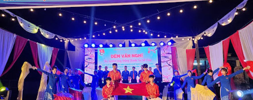 Sân Vận Động Xã Tây Trạch
