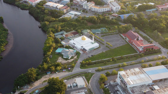 An-Naim Lutong Mosque Miri