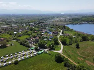 Forest Lake Caravan Camping