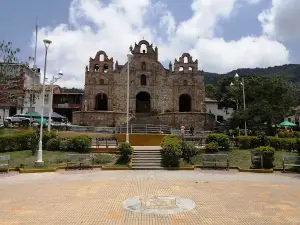 - Aratoca Main Park