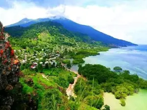 Bukit Senyum Waikoro