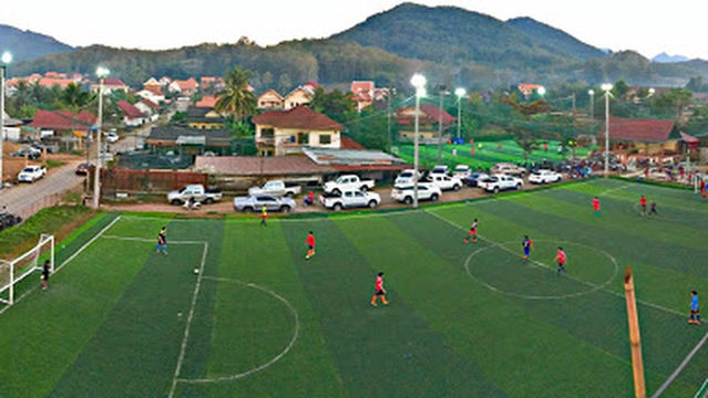 ເດີ່ນເຕະບານຫຍ້າທຽມສົມຫວັງ1&2