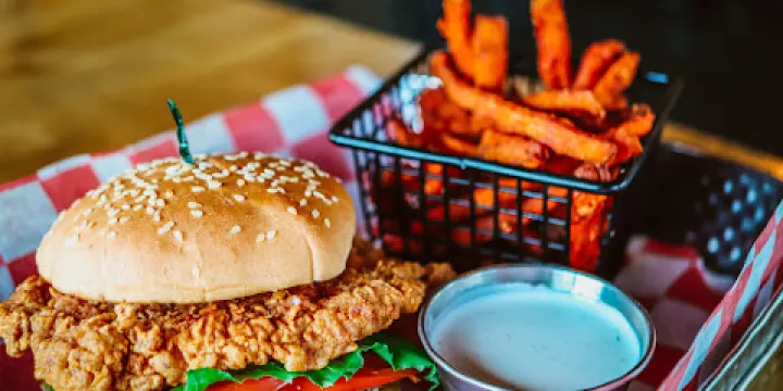 Hurrdat Sports Bar & Grill