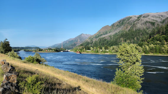 Cascade Locks / Portland East KOA Holiday