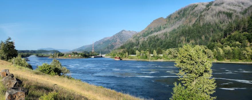 Cascade Locks / Portland East KOA Holiday