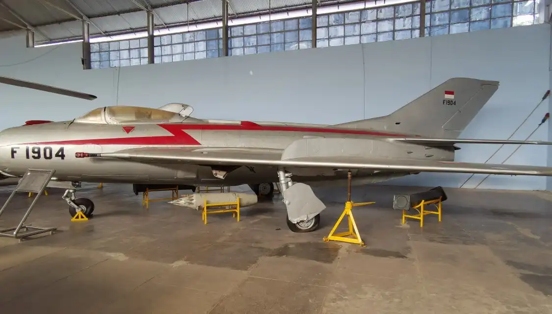 Hotels near Central Museum of the Air Force Dirgantara Mandala