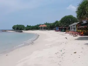 Empu Rancak Beach
