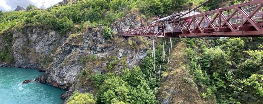 Kawarau Gorge Suspension Bridge