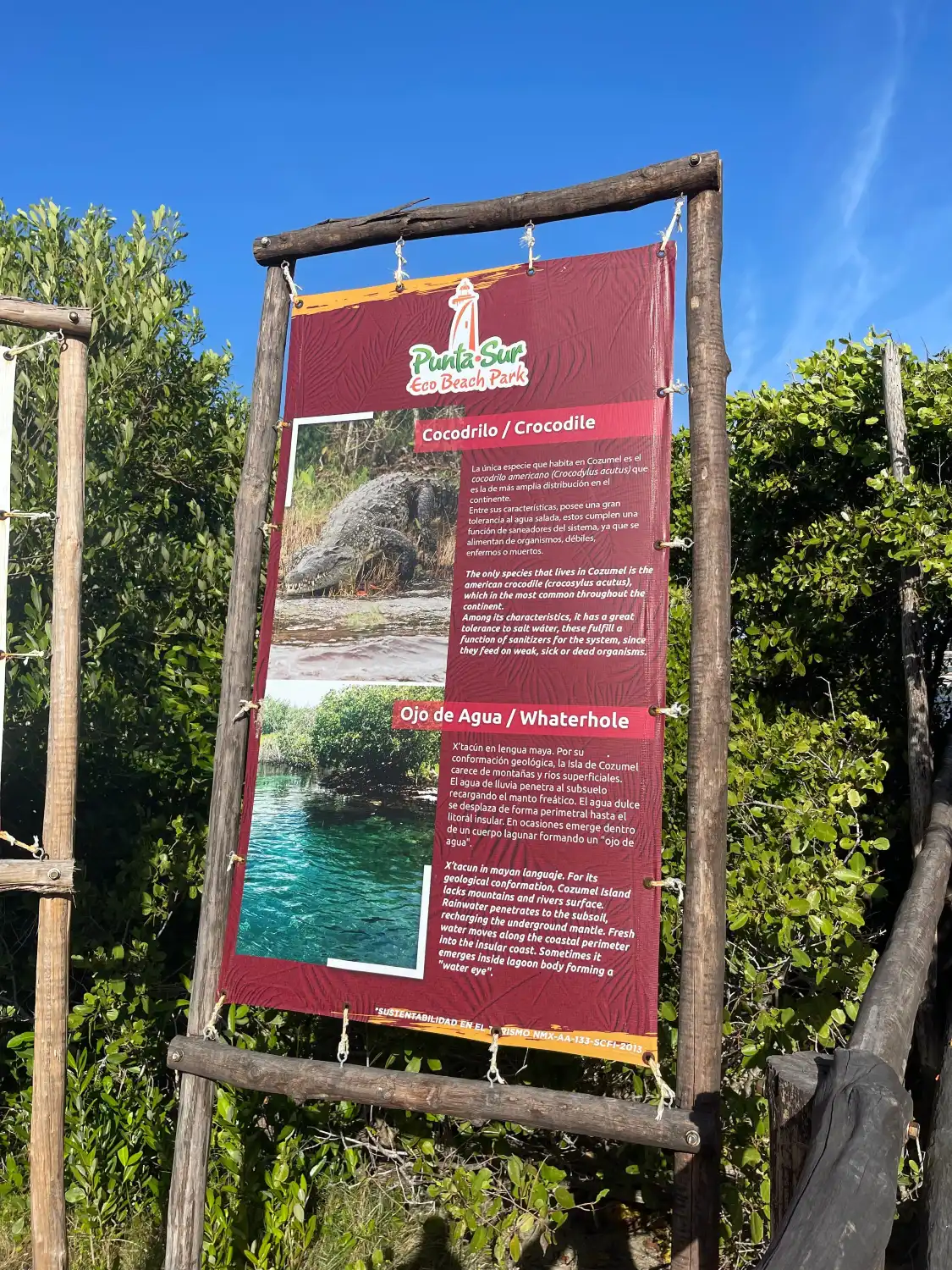 Hotels near Laguna Colombia