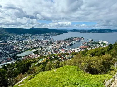 グリーグホール