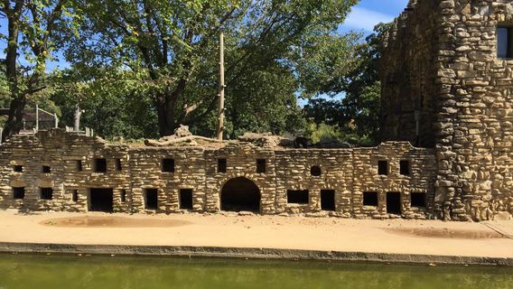 Riverside Park and Ralph Mitchell Zoo