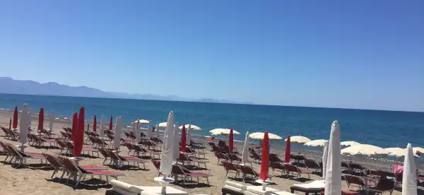 Hotels in Lascari