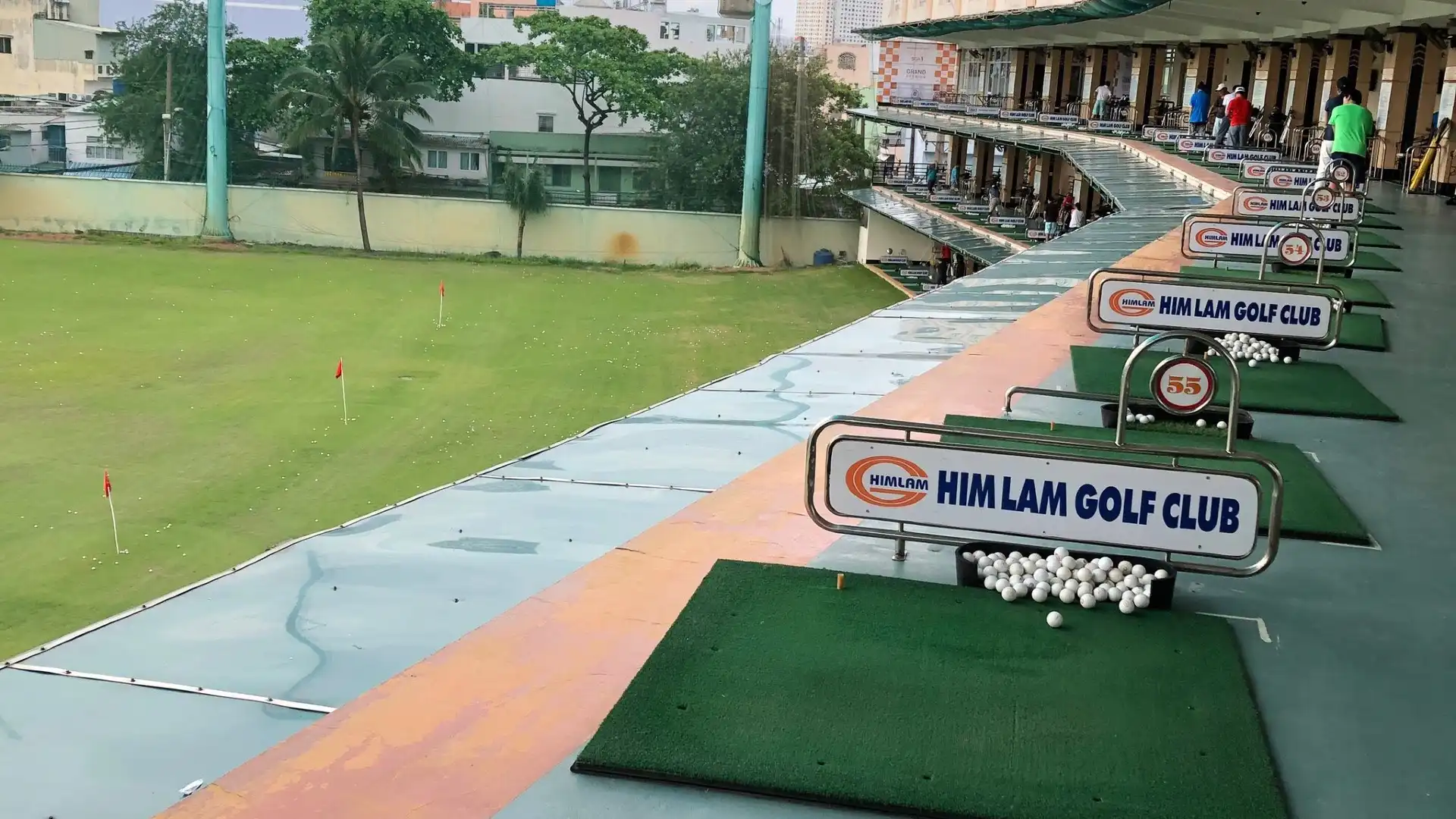 Các khách sạn gần Sân golf Him Lam