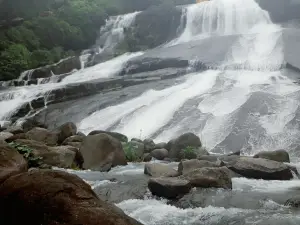 Zin Kyaik Waterfall