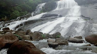Zin Kyaik Waterfall