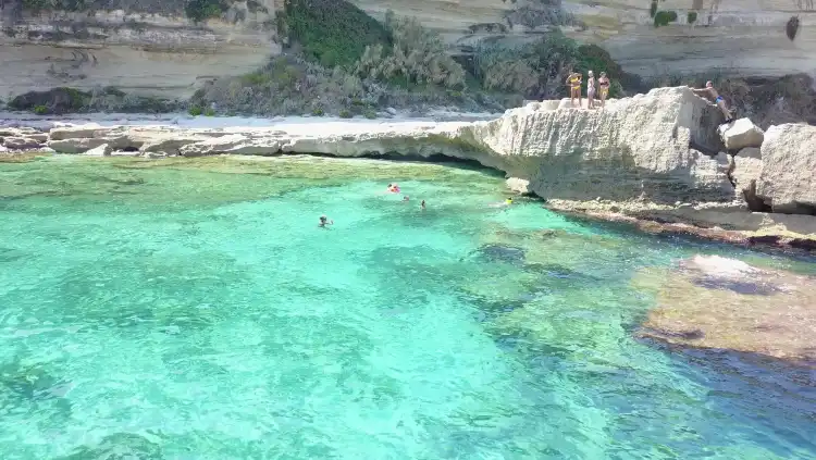 Hotels near Grotta dello Scheletro