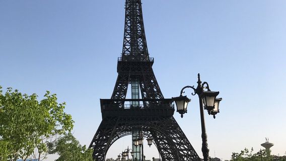 Eiffel Tower Bahria Town Lahore