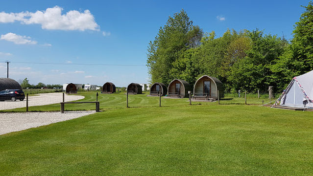Yapham Holds Farmhouse Campsite