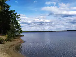 Base vilpochynku "Medic" lake. Short