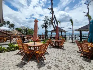 Menralo Beach & Resort